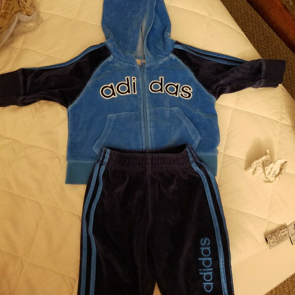 Adidas sweat suit